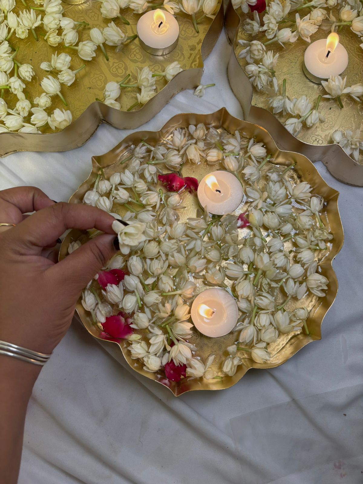 Saanjh Lotus-Shaped Flat Brass Urli – Set of 3